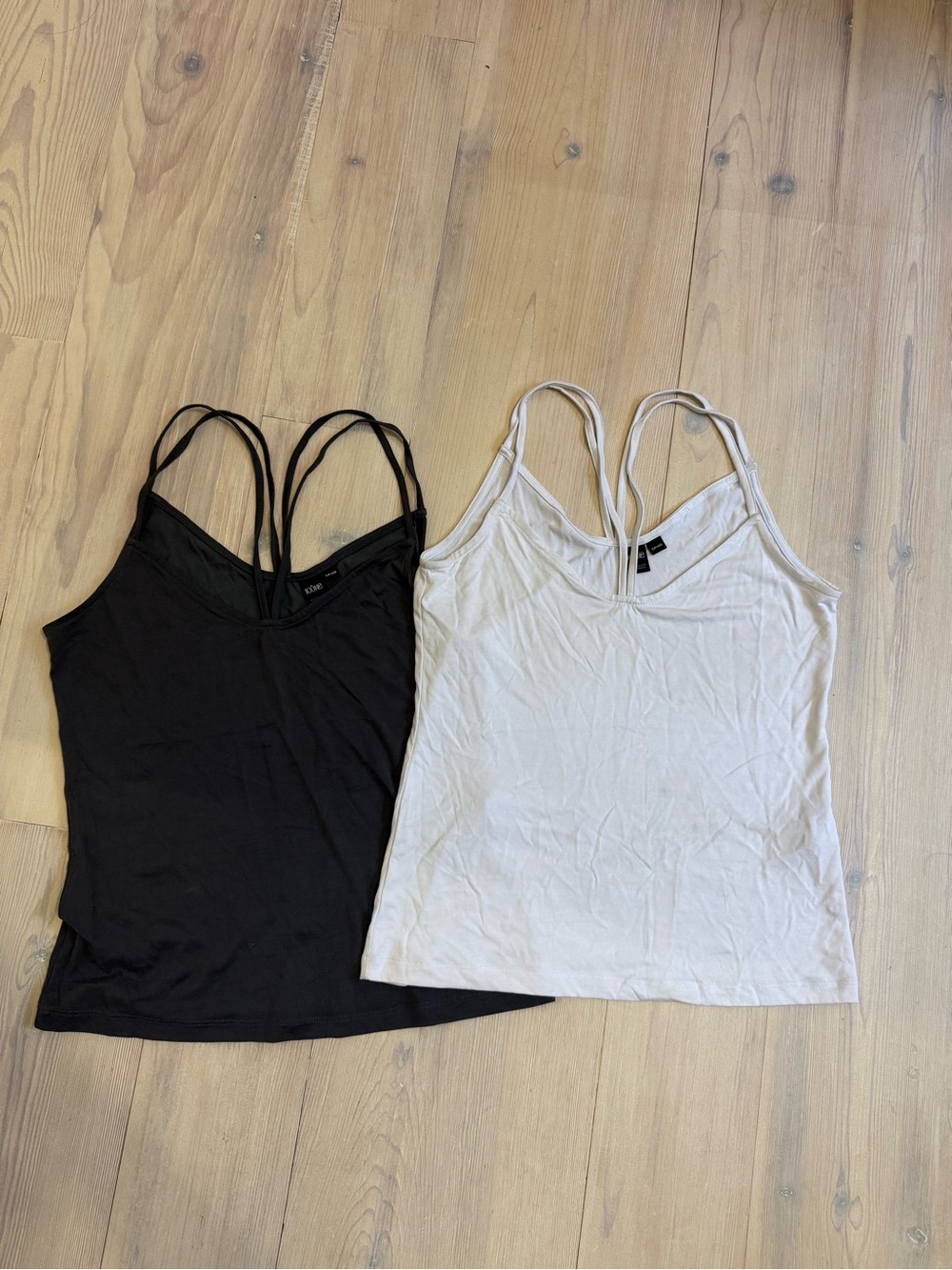 ICON Women's Double-Strap Tank Top - Black & White